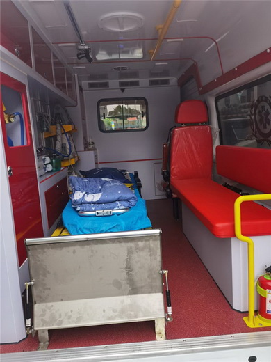 兰州大学附属医院租私人救护车转院到石首市中医院救护车出租多少钱