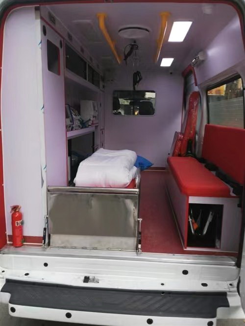 甘肃省肿瘤医院租私家救护车转院到本溪市康宁医院救护车长途出租多少钱一公里