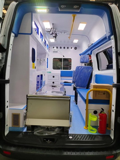 兰州军区兰州总医院租用私人救护车到达州市中心医院(原：达川地区人民医院)救护车出租电话哪里有