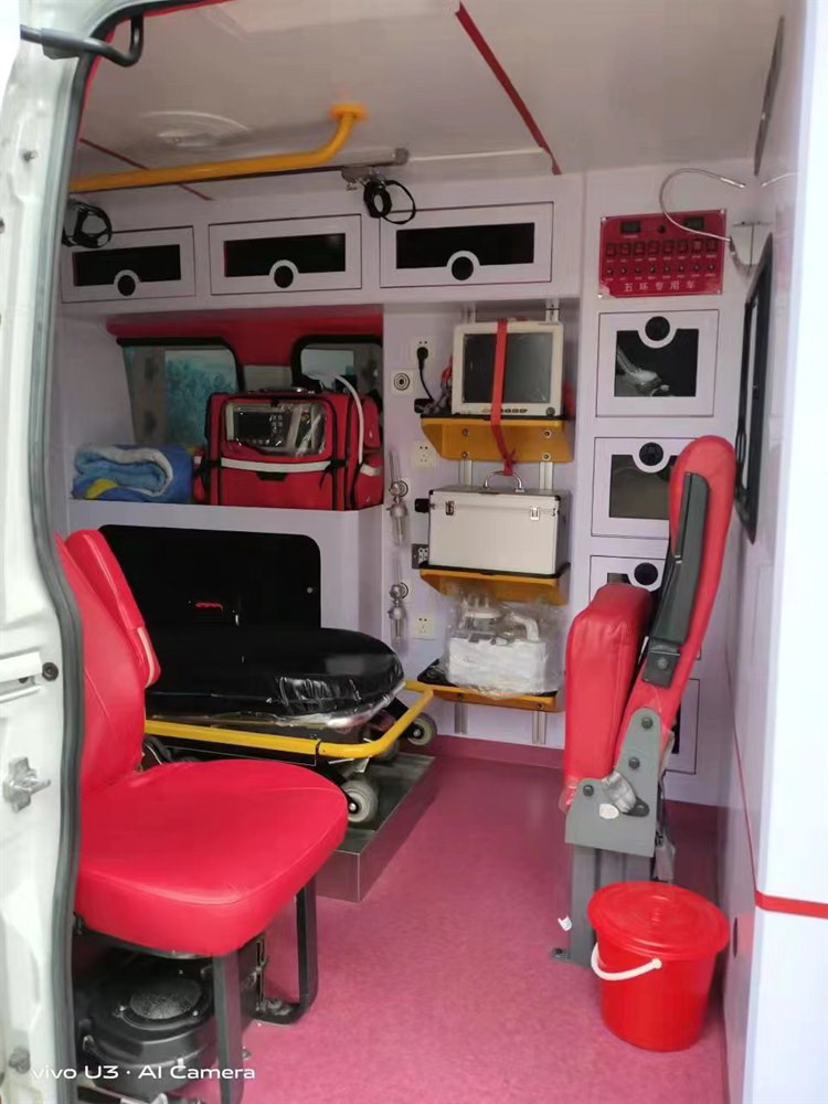 最新甘肃兰州新区出租私人救护车电话 私人救护车出租电话 120出租收费