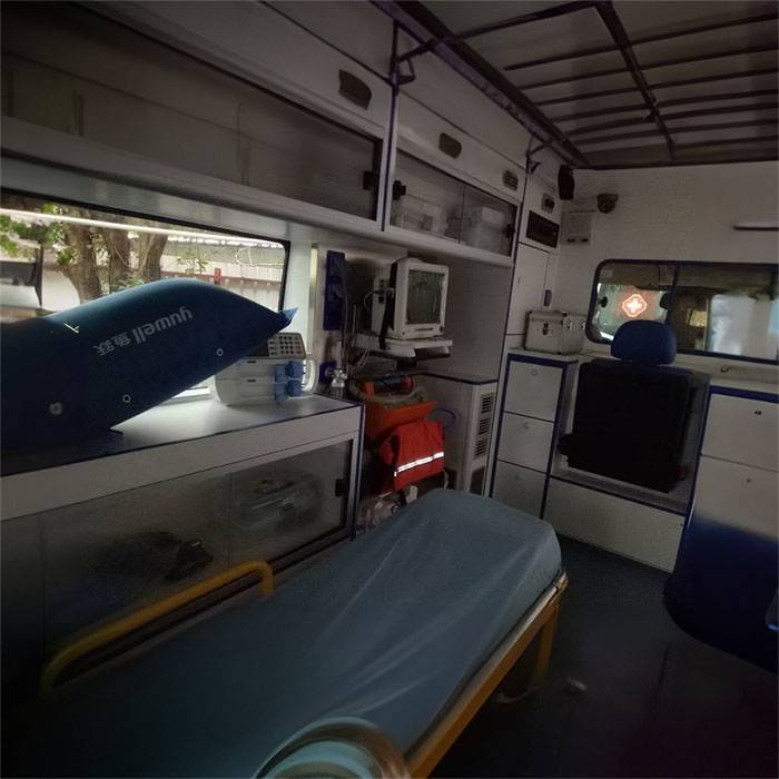 兰州大学医院东岗院区租用私人救护车护送到聊城地区复退军人医院转院救护车出租要多少钱