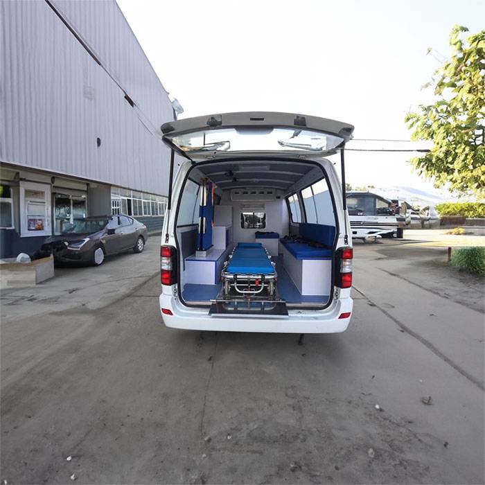 兰州市榆中县 到泰州市泰兴市救护车出租收费标准