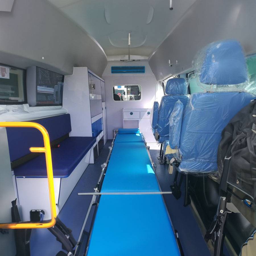 甘肃兰州红古 护送到柳州市鱼峰区救护车出租服务