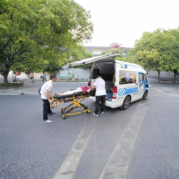 甘肃省肿瘤医院私人救护车出租到喀喇沁旗骨伤科医院跨省救护车出租哪里靠谱