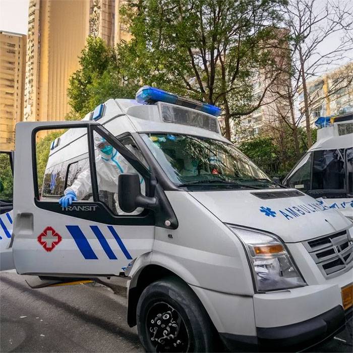 甘肃庆阳市人民医院租赁私家救护车到南涧县中医院救护车出租服务 长途转运服务多少钱