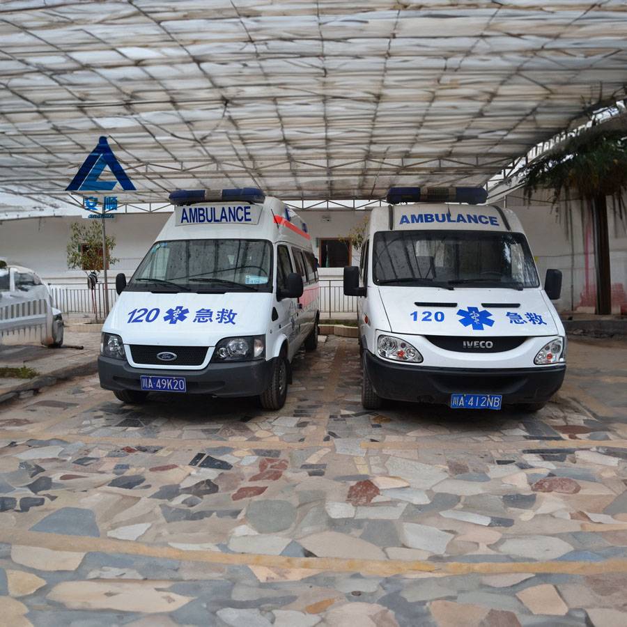 嘉峪关市私人救护车租赁到邢台市平乡县 救护车转院收费一般多少钱
