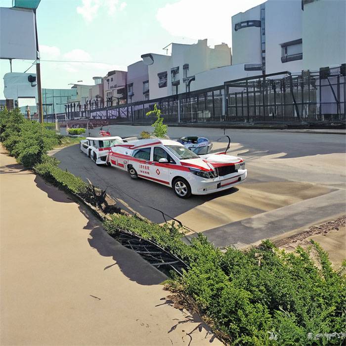 兰州大学附属医院租私人救护车转院到郴州市精神病医院 哪里有救护车出租 多少钱