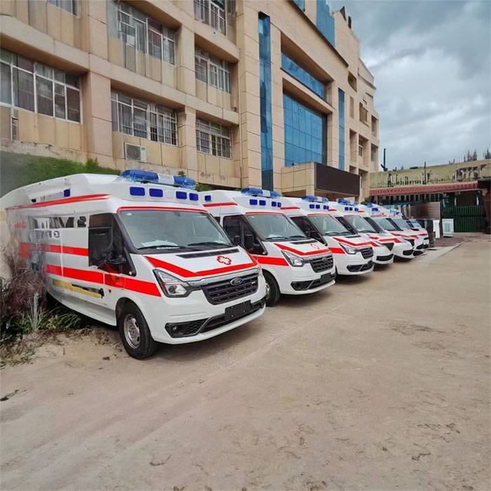 甘肃省中医院租救护车护送到江苏省下关激光医院 120救护车出租费用是多少