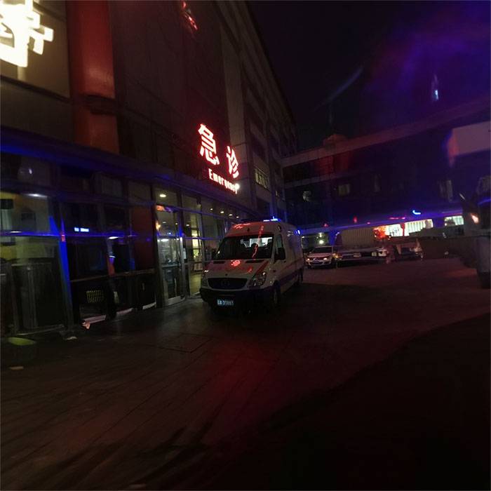 白银市平川区正规救护车转院到济宁市市中区 怎么自己联系救护车