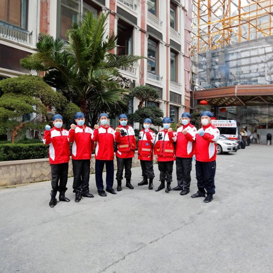 兰州区总医院安宁分院租救护车护送到抚顺市牙病防治院 出租救护车一般多少钱