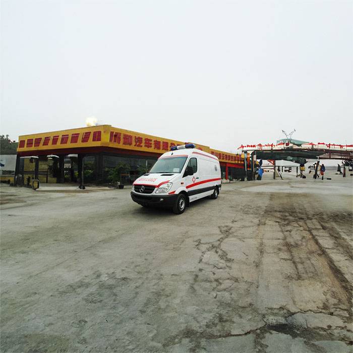 兰州大学第二医院租私人救护车到普兰店市中医院 救护车出租要多少钱