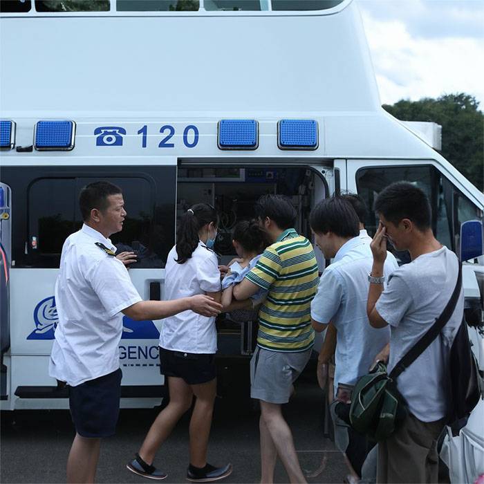 兰州大学第二医院预约私人救护车转运到邵阳县人民医院 救护车辆出租哪个好