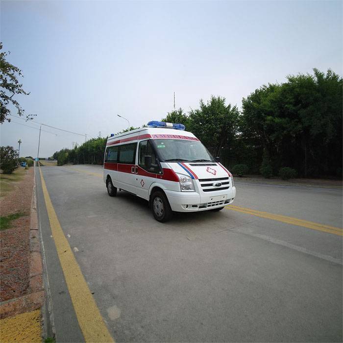 兰州市红古区私人救护车到红河哈尼族彝族金平苗族瑶族傣族自治县 救护车出租服务