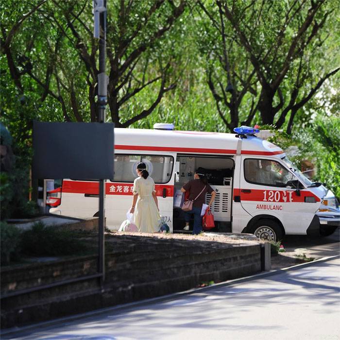 兰州大学附属医院私人救护车租赁到泰来县人民医院 哪里有私家救护车出租