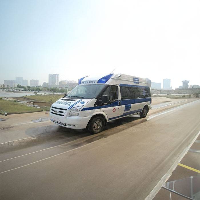 兰州区总医院出租急救车护送到景洪市中医傣医院 出租救护车多少钱
