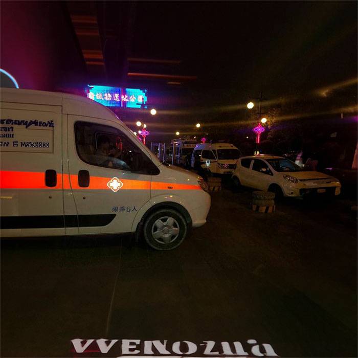 甘肃兰州红古医院急救车到廊坊市市辖区 救护车出租租赁