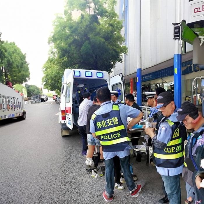 张掖市市辖区救护车租赁联系方式 普通救护车的价格 今日推荐