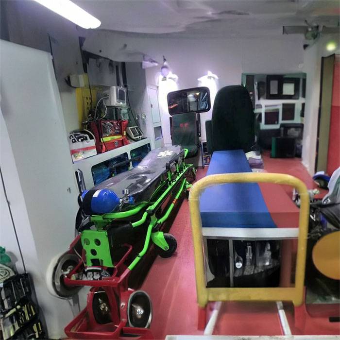兰州区总医院租私家救护车转院到泸州市纳溪区人民医院 救护车出租电话多少