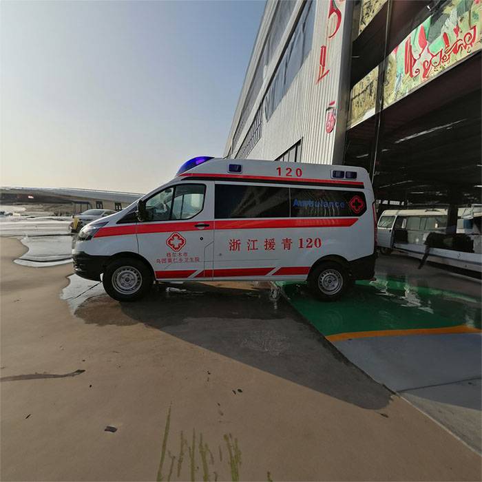 甘肃平凉地区人民医院预约私人救护车转运到黄梅县小沁中心卫生院 救护车如何收费 出租公司