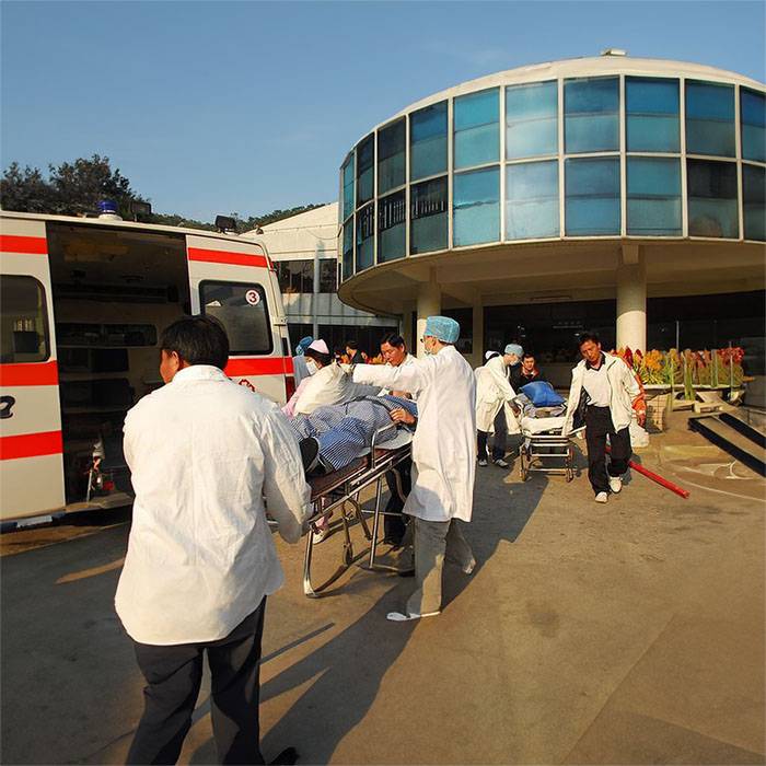 嘉峪关市医院120救护车租赁到商洛市丹凤县 救护车租车多少钱