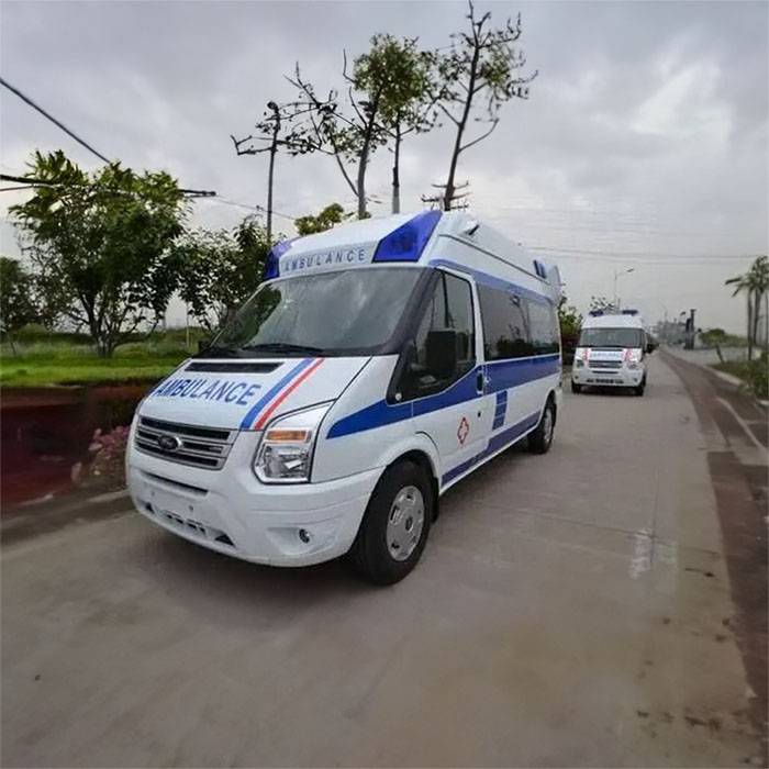 兰州三爱堂医院租救护车护送到胜利动力机械厂职工医院 救护车出租一般多少钱