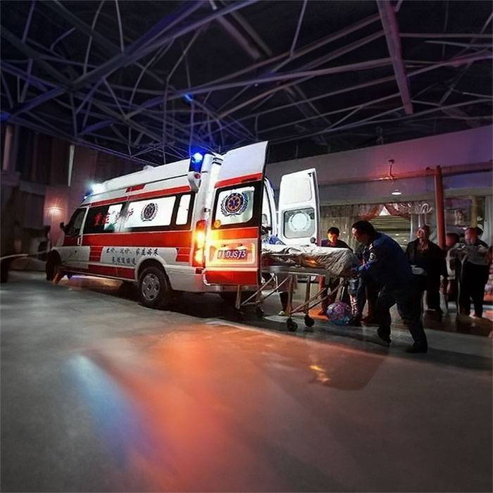 甘肃省兰州市私人救护车出租到济宁市市中区 救护车租赁