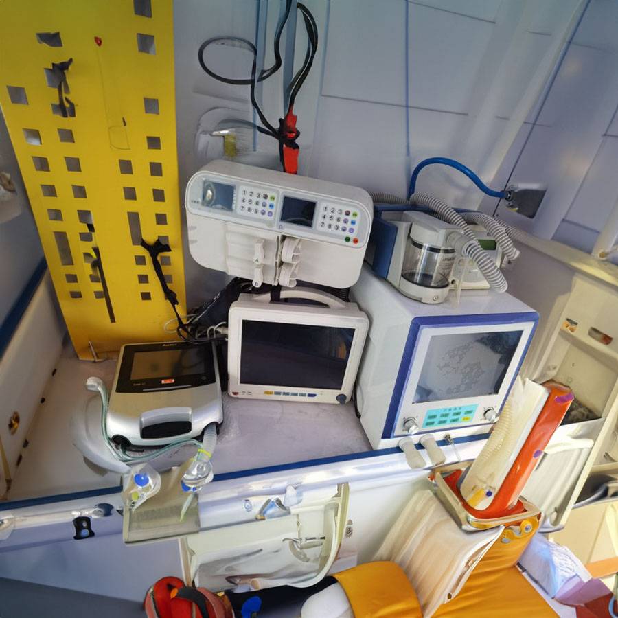 甘肃省妇幼保健院租120私人急救车到烟台市烟台山医院烟台市华侨医院 救护车出租收费多少