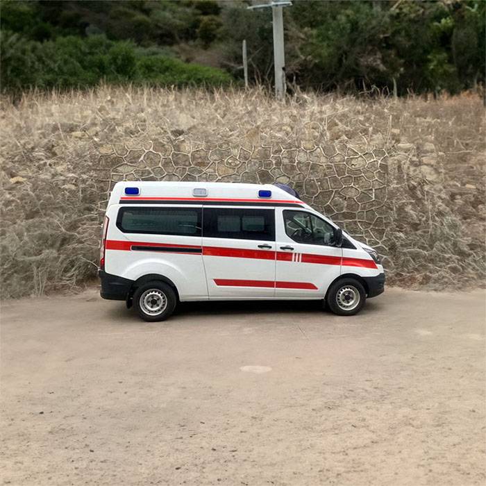 甘肃中医学院附属医院租用私人救护车护送到费县第三人民医院 哪里有正规救护车出租