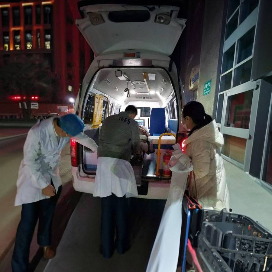 中国人民第四七三医院租私人救护车转院到元江县人民医院 私人救护车出租如何叫