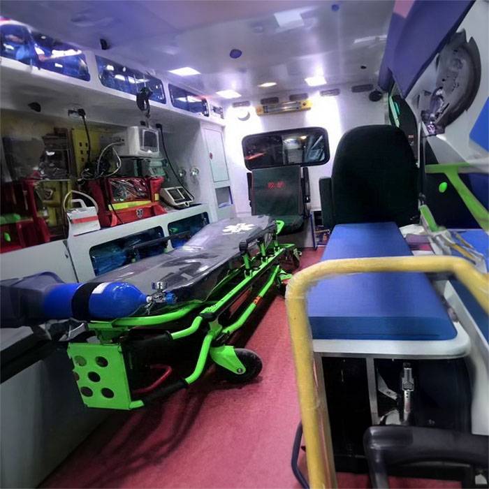 兰州三爱堂医院120私人救护车租赁到莱西市水集中心医院 跨省120救护车出租多少钱