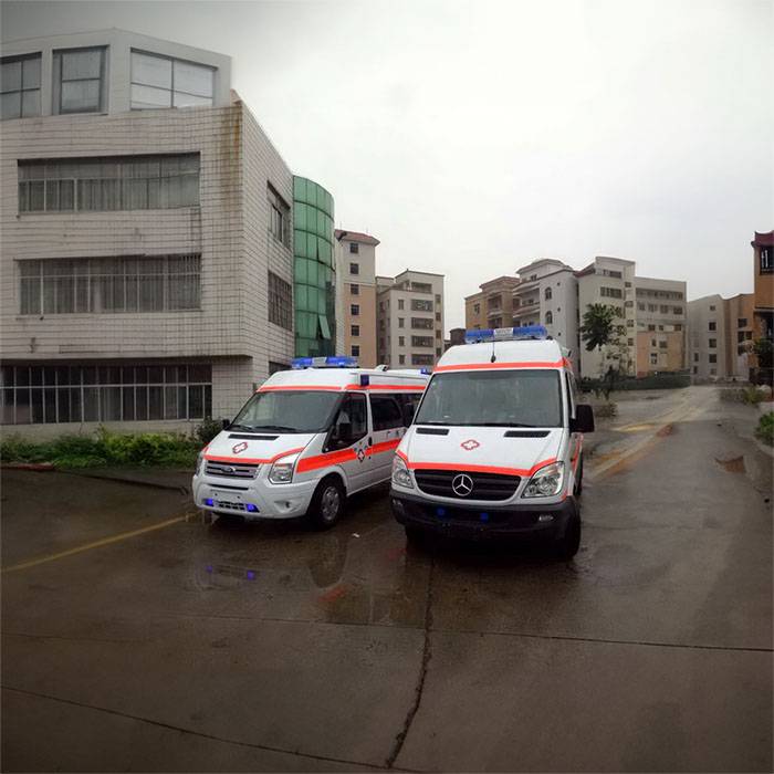 甘肃省人民医院租用私人救护车到徐州市第四人民医院 救护车辆出租价格多少