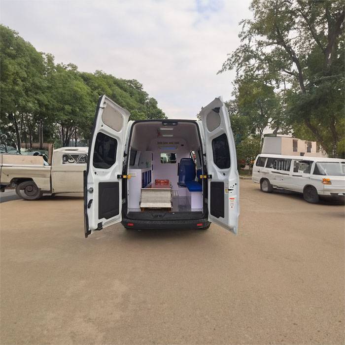 兰州市七里河区正规救护车护送到石家庄市鹿泉市 私人长途救护车转运-救护车出租