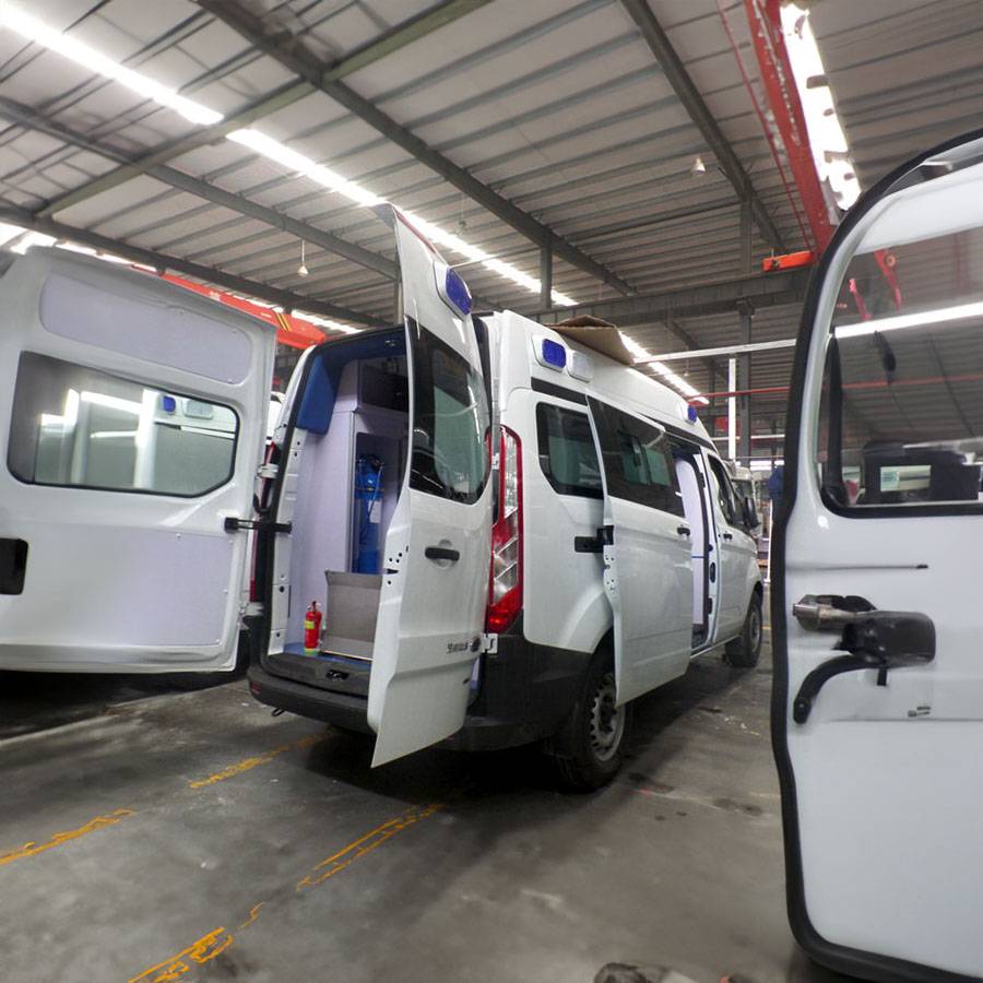 兰州市榆中县医院120救护车租赁到武威市 负压转运型救护车-救护车出租