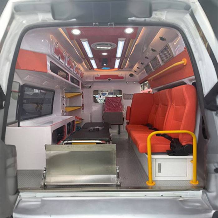 兰州大学第二医院租赁私家救护车到鹤岗市南山区人民医院 出租救护车多少钱