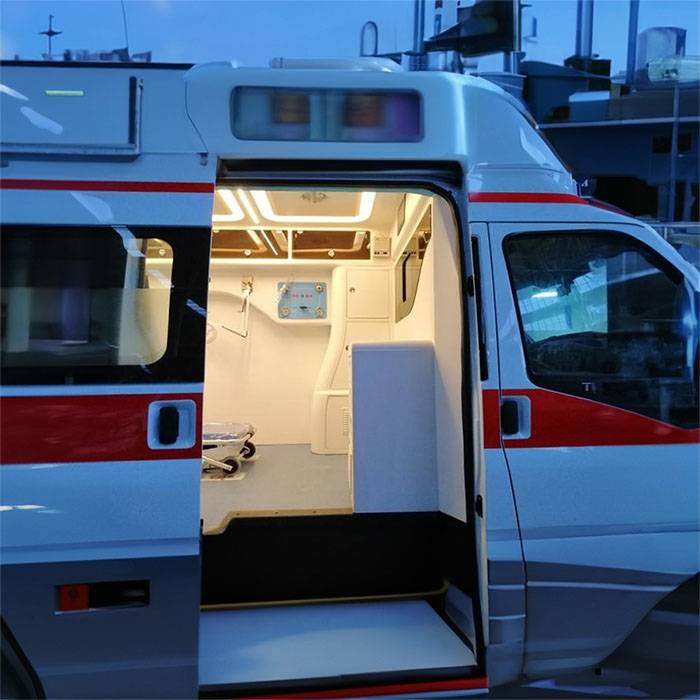 兰州人民医院私人救护车租赁到盖州市什字街中心医院 跨省救护车出租公司有哪些