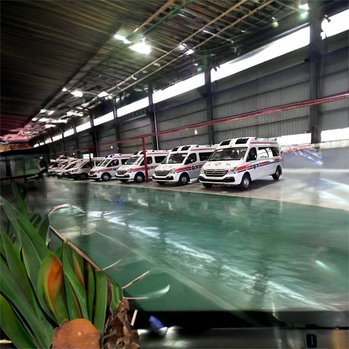 甘肃省兰州皋兰医院救护车护送到清远市阳山县 救护租赁