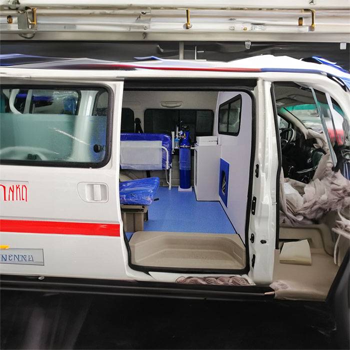 白银市靖远县医院120急救车租赁到百色市右江区 救护车花钱么