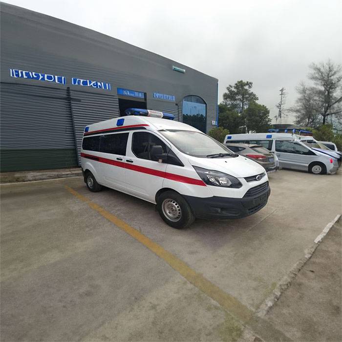 兰州大学医院东岗院区私人救护车租赁到个旧市传染病医院 哪里出租救护车的