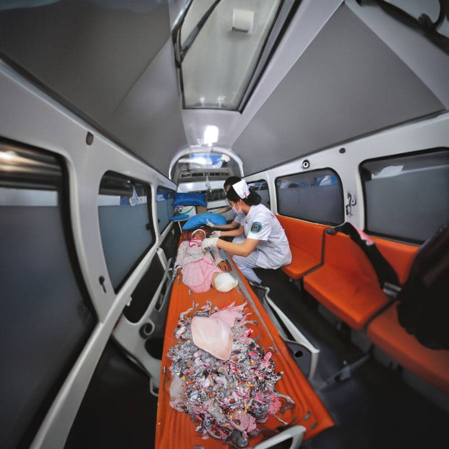 甘肃中国人民医院租救护车到泾源县医院 哪里个体出租救护车便宜