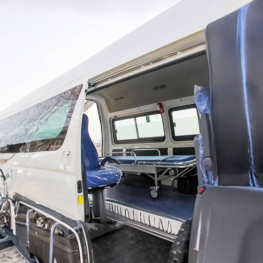 甘肃平凉地区人民医院租私人救护车到新泰市人民医院 救护车出租多少钱