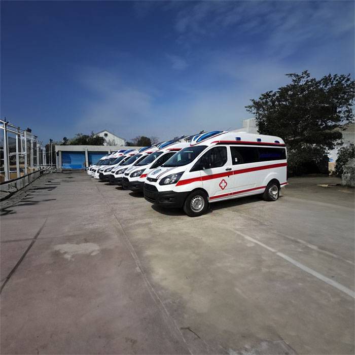 甘肃中医药大学附属医院租用私人救护车护送到榆次市妇幼保健所 出租救护车一般多少钱一辆