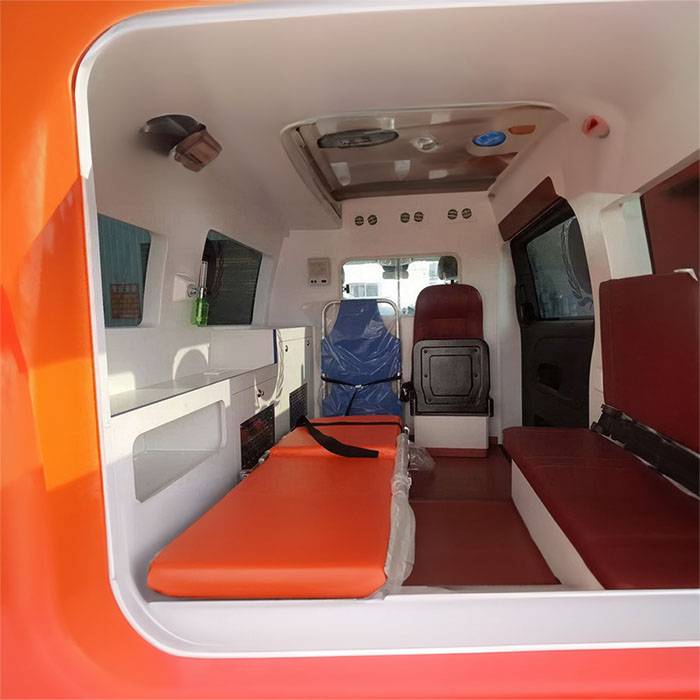 兰州区总医院租赁私人救护车转运到哈尔滨水泥厂职工医院 救护车出租要多少钱