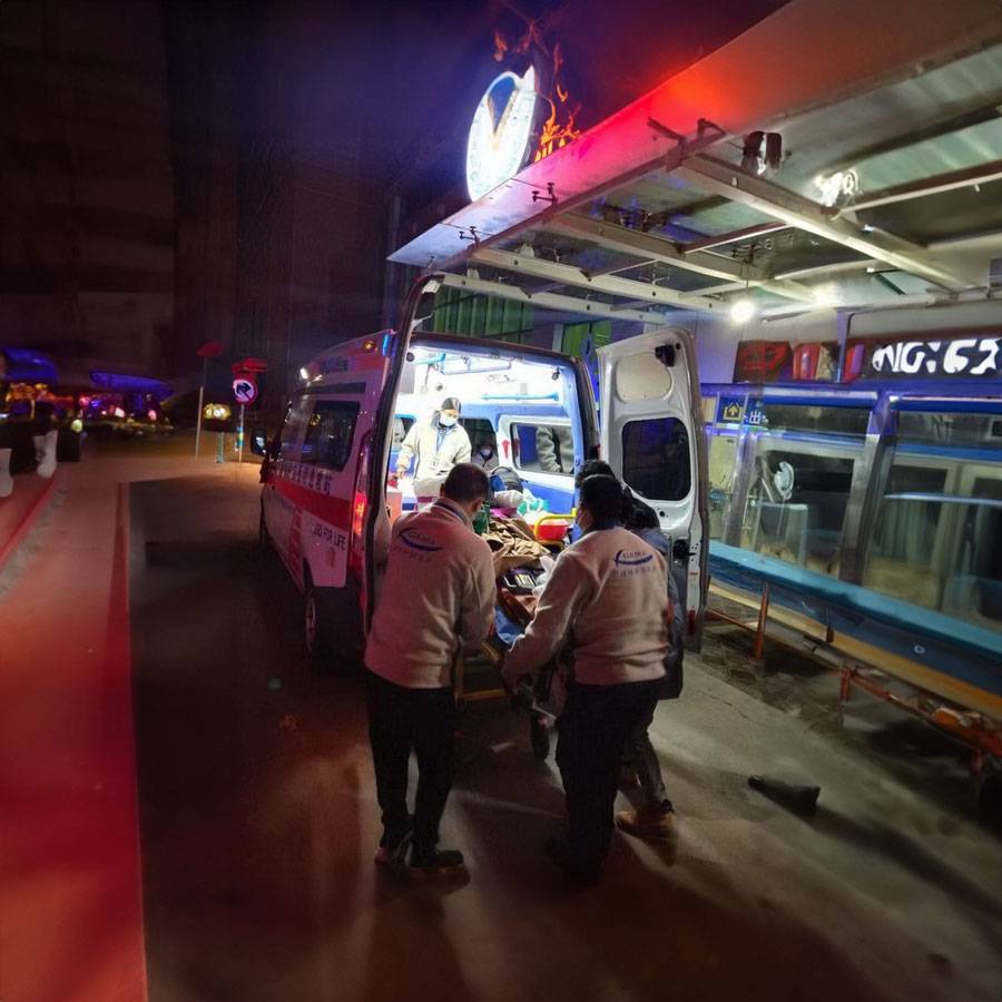 甘肃酒泉市人民医院租私人救护车到鹤壁市第二人民医院 救护车出租公司有哪些公司