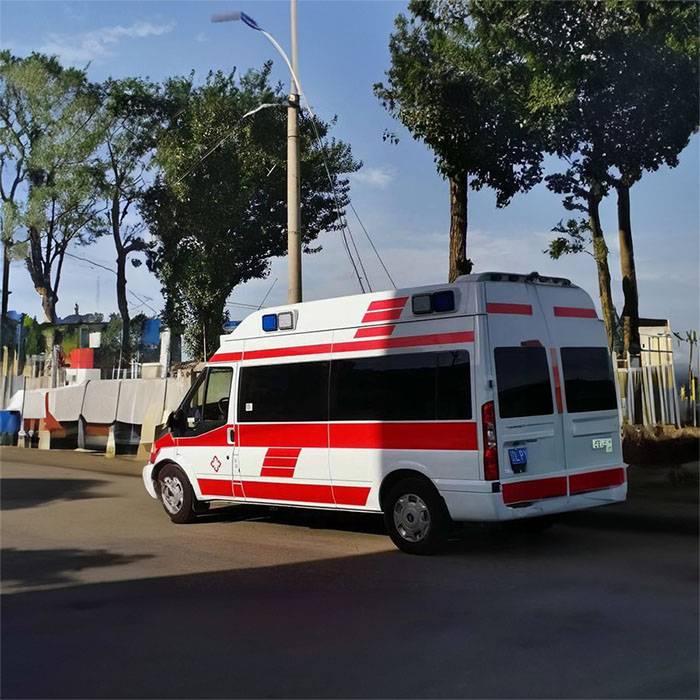 兰州西固私人救护车租赁到黑河市嫩江县 私人救护车出租护送