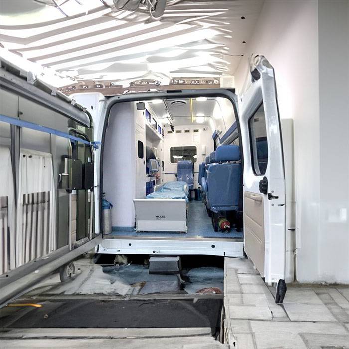 甘肃兰州永登区私人救护车出租到果洛藏族玛多县 120救护车出租