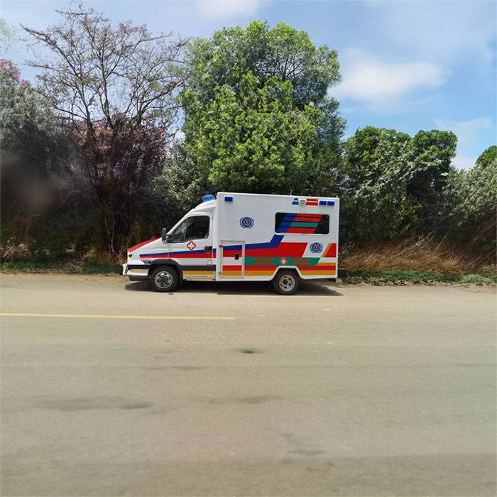 甘肃酒泉市人民医院租私人救护车转院到华坪县荣将医院 跨省救护车出租哪里实惠