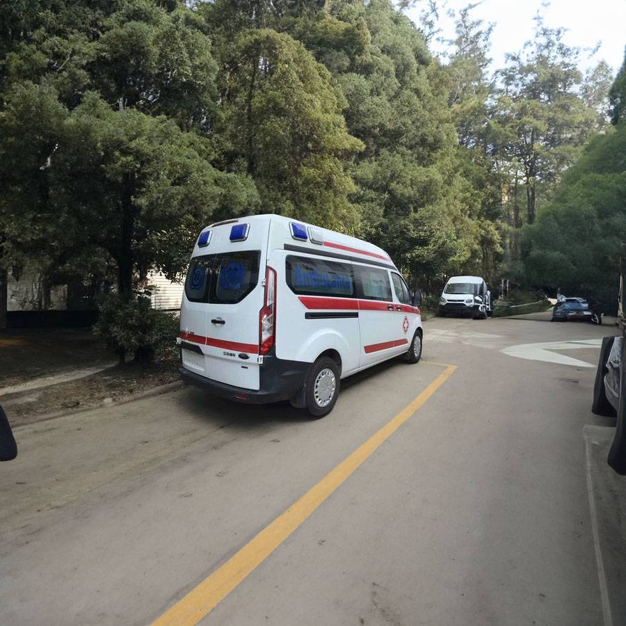 甘肃兰州红古区正规120救护车租赁到成都市都江堰市 救护车长途出租服务