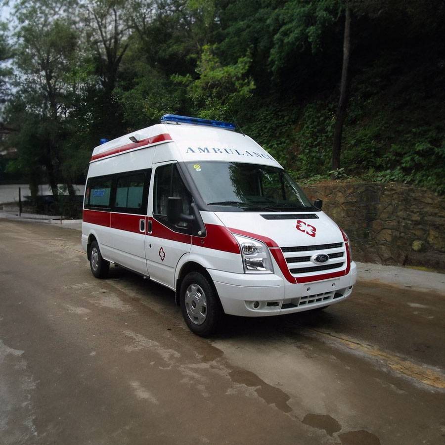 甘肃省兰州市医院救护车转院到泸州市市辖区 救护车长途送病人回家怎么收费