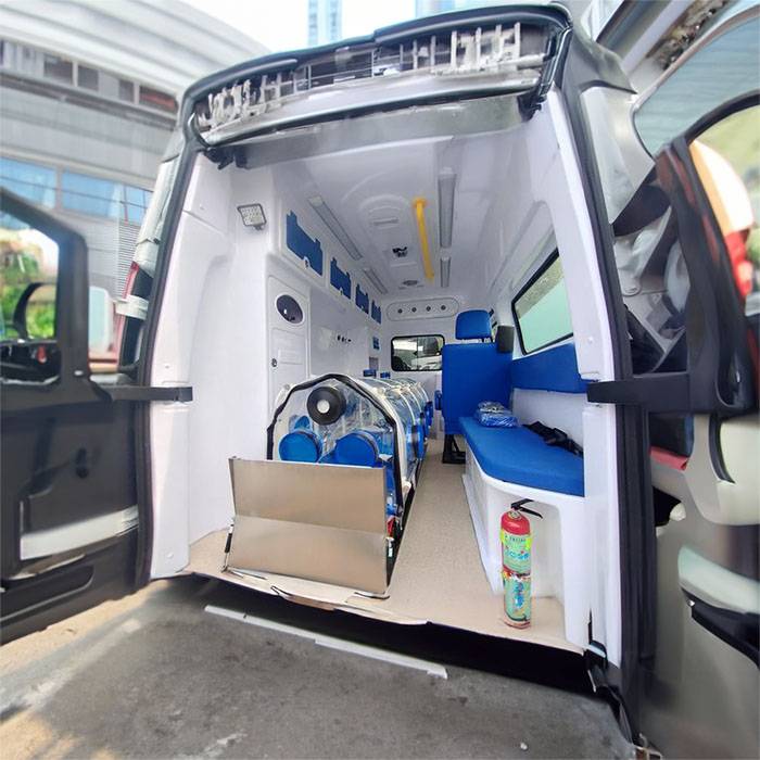 兰州大学医院租用私人救护车护送到滨海县第二人民医院 急救救护车出租费用多少