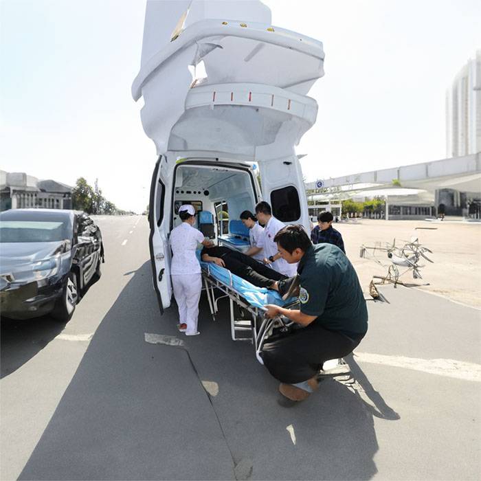 兰州大学第二附属医院租私人急救车到庆云县妇幼保健站 长途救护车出租哪里实惠